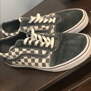 Vans black and white checkered
